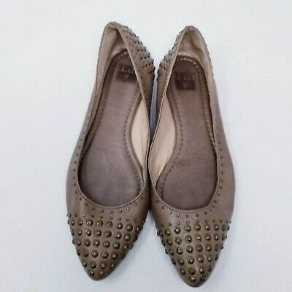 ◇SOLD◇Frye 7.5 M Studded Regina Taupe Ballet Flat